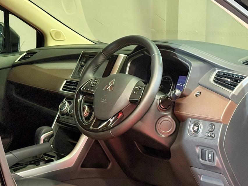 2021 MITSUBISHI XPANDER CROSS รถมือเดียวออกป้ายแดง รถวิ่งน้อย เข้าศูนย์ทุกระยะ ไม่เคยมีอุบัติเหตุครับ 10