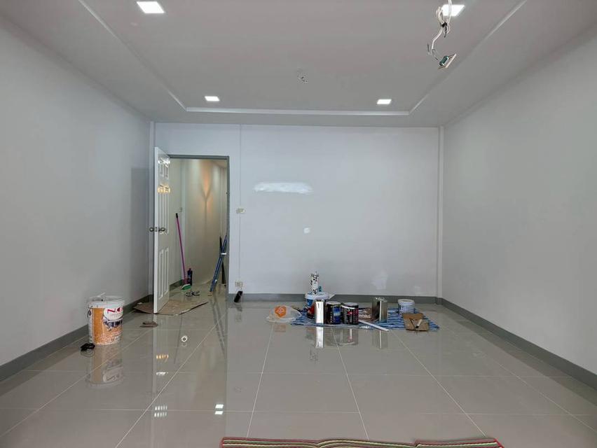 หมู่บ้านเปี่ยมสุข... 4