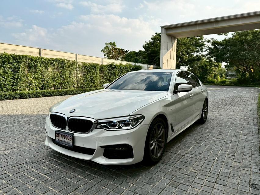 BMW 520 d M-Sport G30  ปี 20 สีขาว ดีเซล 3