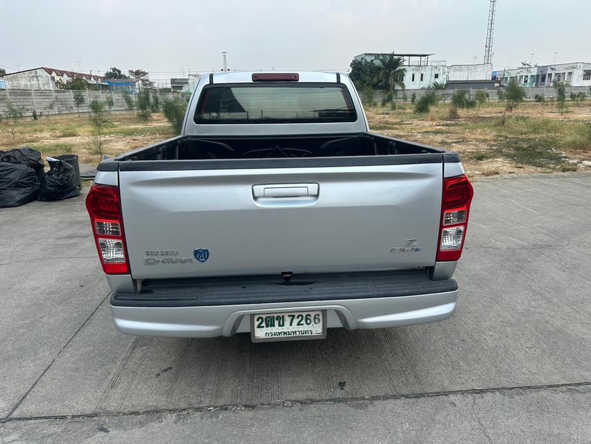 17IsuzuDMax1900SPACECABsPickupMt. 4