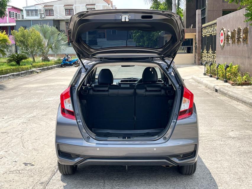 HONDA JAZZ 1.5 V+ (MNC) ปี 2018 AUTO สีMODERN STEEL METALLIC รูปที่ 13