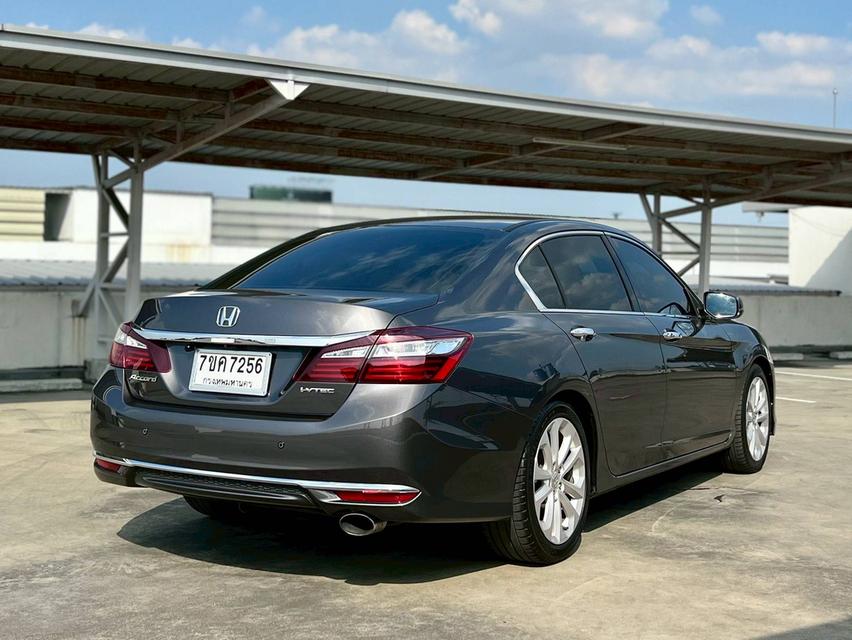 Accord 2.4 EL Navi ปี 2017 รถมือเดียวป้ายแดง ออกห้างป้ายแดง รูปที่ 4