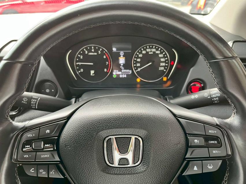 ~HONDA CITY SV SEDAN เครื่อง1.0cc. AUTO ปี 2024 ~เลขไมล์แท้เพียง 78,xxx กม. มือเดียวป้ายแดง รูปที่ 5