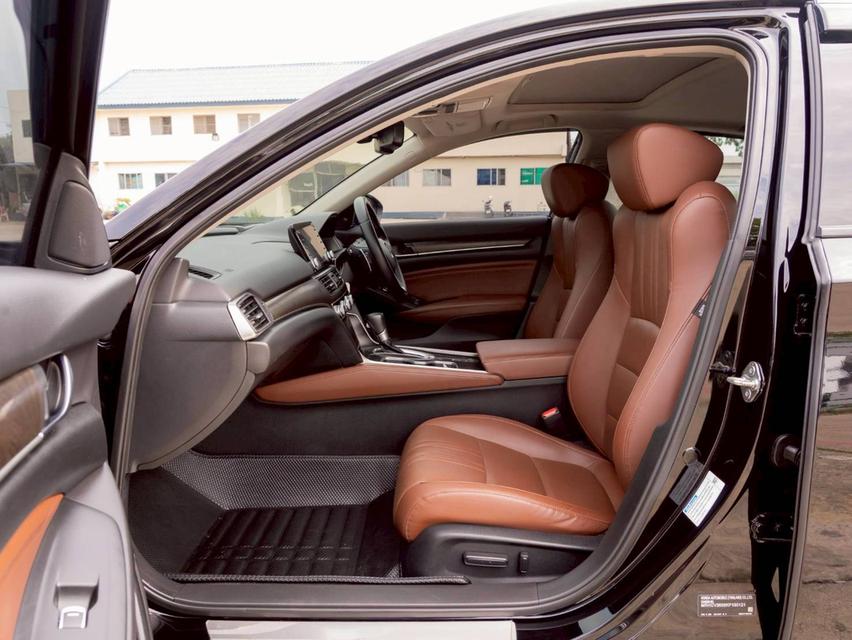 ขาย Honda Accord 2.0 Hybrid Tech ปี19 14