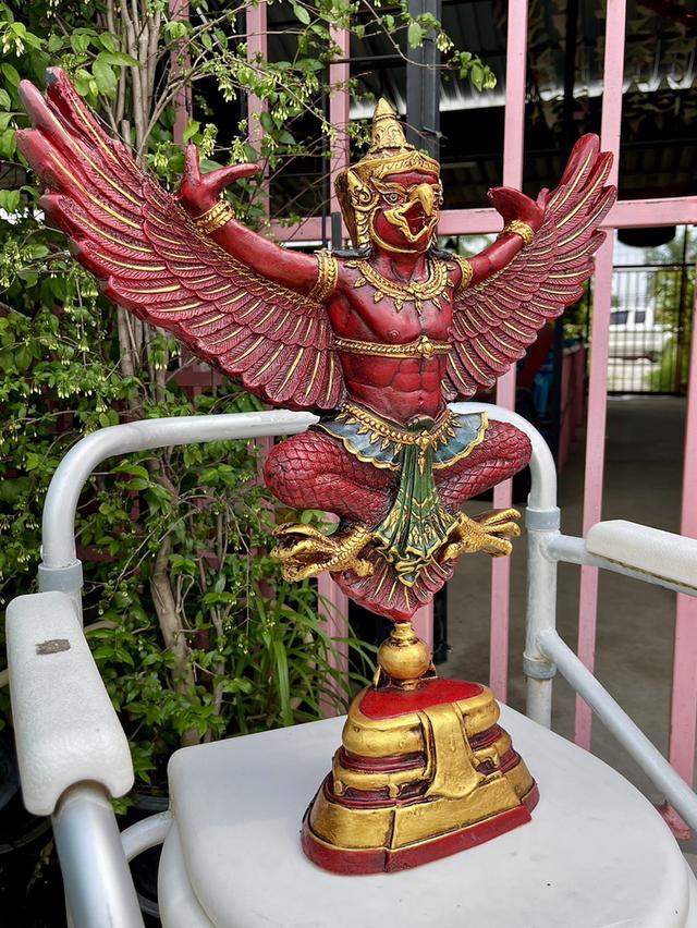 พญาครุฑตั้งโต๊ะบูชา ครุฑองค์ลอย ขนาด50ซม ครุฑหน้าเทพบุตร 2