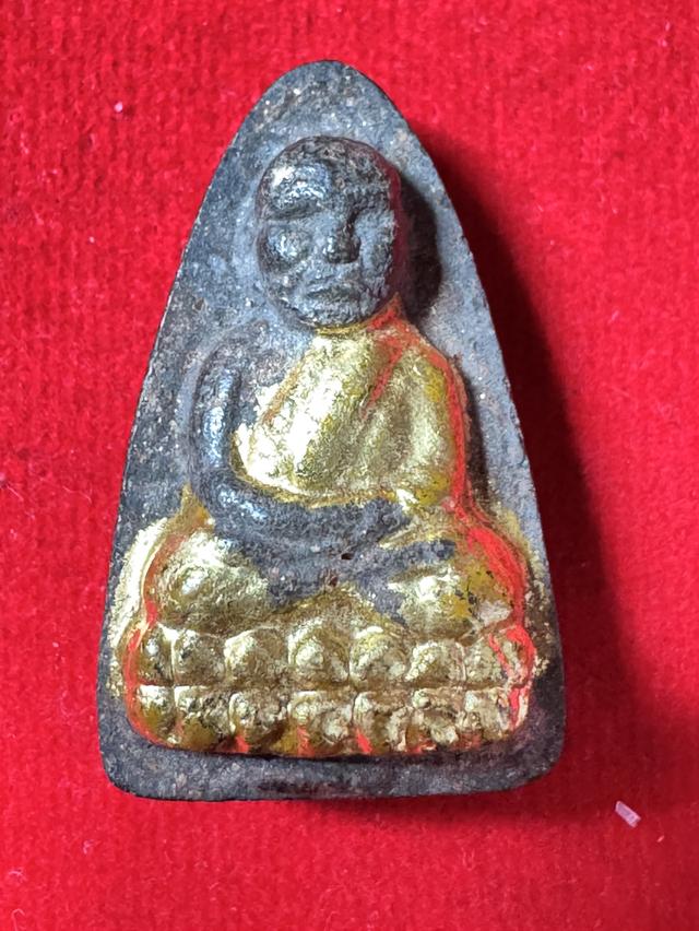 หลวงปู่ทวด เนื้อว่าน หลังยันต์เกราะเพชร 2547