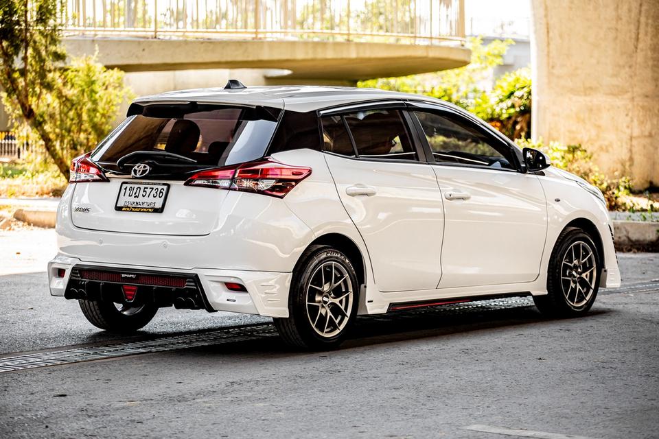 Toyota Yaris 1.2 Entry ปี 2020 สีขาว มือเดียวป้ายแดง สภาพใหม่มากๆ  4