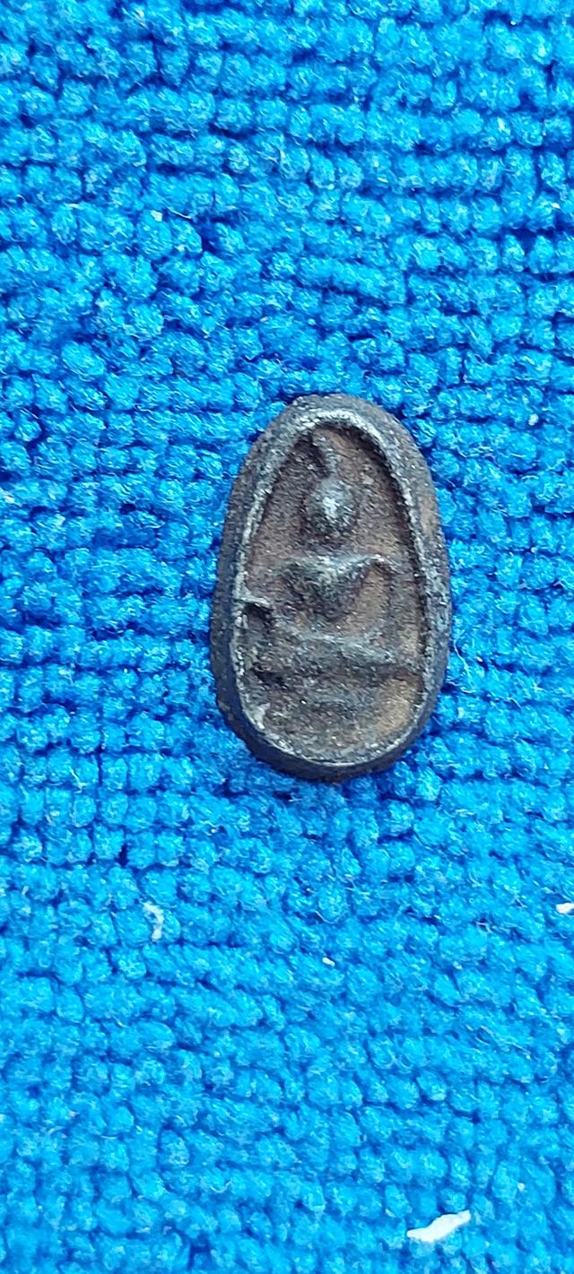 พระพิจิตรเม็ดข้าวเม่าพิจิตรกรุวัดพระศรีรัตนมหาธาตุ