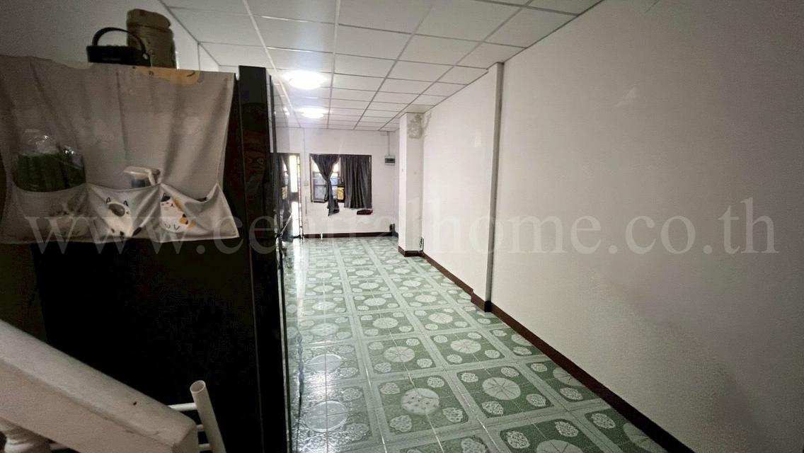 ทาวน์เฮ้าส์ ซอยโกสุมรวมใจ 38 ดอนเมือง หลังมุม ราคาถูก ใกล้สนามบิน 9