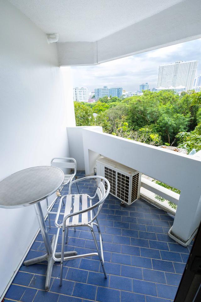 City View Studio in Paradise Condominium, Pattaya 3