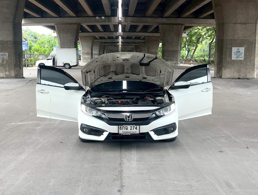 ขายรถ Honda Civic FC 1.8 ปี 2017 สีขาว เกียร์ออโต้ 15