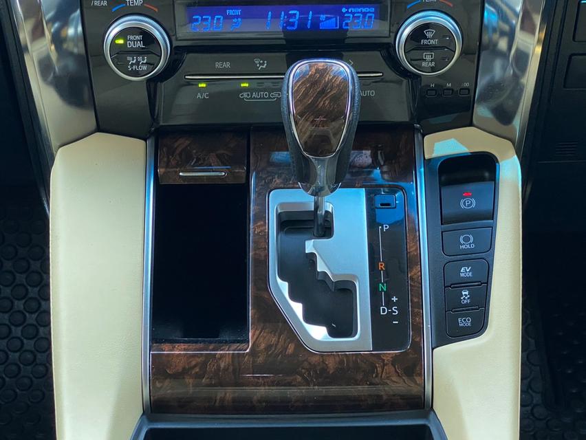 Toyota Alphard Hybrid X 2.5 ปี2018 เลขไมล์ 95,xxx km 18