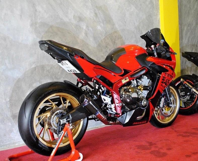 ขายรถสภาพกริ้บ Honda CBR 650 จังหวัด สมุทรปราการ 5