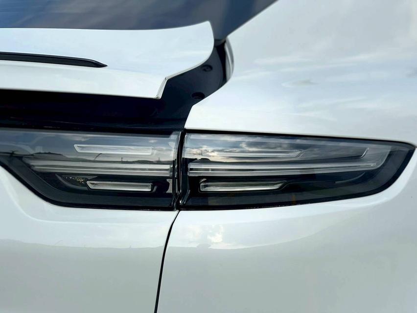 Porsche Cayenne Coupe Hybrid Sport Design ปี 2021 รูปที่ 7