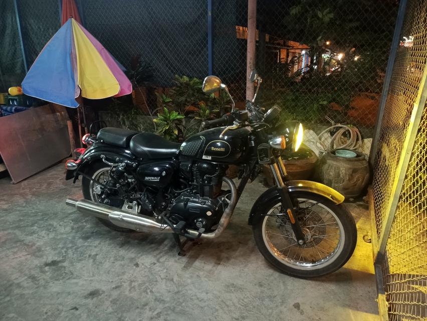 รถมอร์เตอร์ไซค์ Benelli Imperial 400 รูปที่ 9