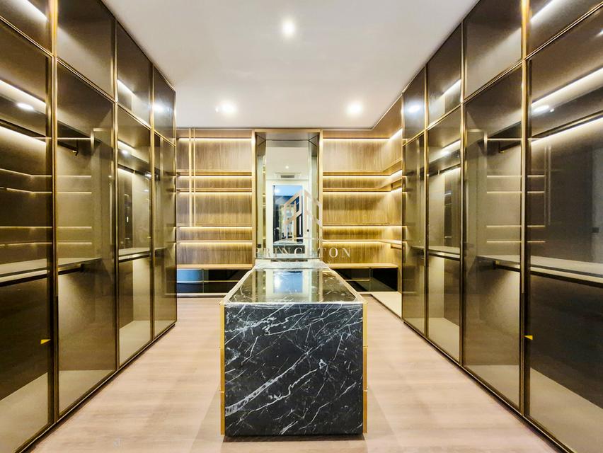 Luxury 3-Storey Modern Home VIVE New Krungthep Kreetha 19