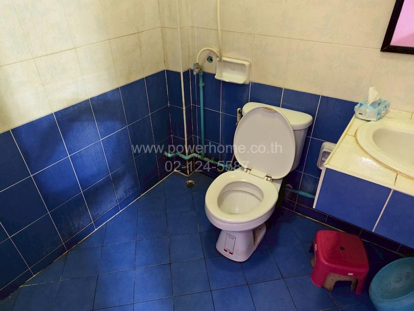 หมู่บ้านอู่ทองเพลส 6 ซอย 12 ลำลูกกา ใกล้ตลาดเปียร์นนท์ ถนนลำลูกกา ต.คูคต อ.ลำลูกกา จ.ปทุมธานี 9