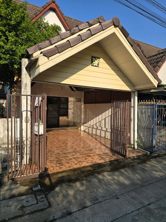 ขายทาวเฮ้าหมู่บ้านชวนชื่นบางเขน หลังริม ซอยแจ้งวัฒนะ14 1