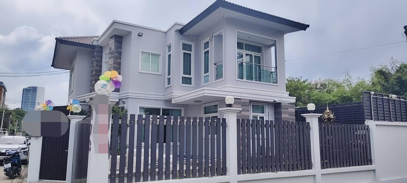 ให้เช่า! บ้านเดี่ยว 2 ชั้น 6 ห้องนอน 5 ห้องน้ำ (70 ตร.ว.) ทำเลทองย่านลาดพร้าว-ห้วยขวาง เฟอร์ฯ ครบชุด 1
