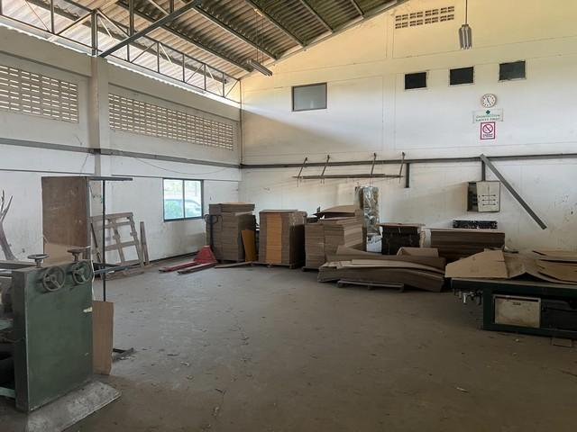 ให้เช่าโรงงานบ้านบึงชลบุรี เนื้อที่ 1,000 ตารางเมตร ติดถนน 344 บ้านบึง,ชลบุรี ที่ดินผังสีม่วงลา 4