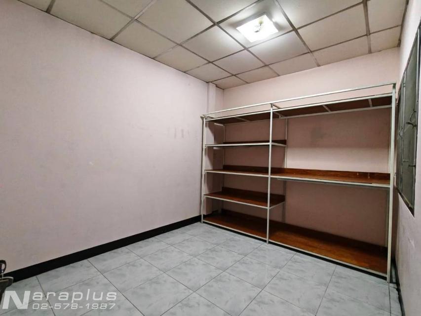 69070408 : ขายทาวน์เฮ้าส์ 2 ชั้น ขนาด 20 ตรว. หมู่บ้านบูรพาวิลล่า 12 ซอยวัดเวฬุวนาราม 16 ดอนเมือง ทำเลดี คุ้มค่าคุ้มราคาจับต้องได้ง่าย 10