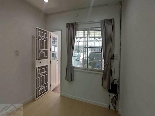 ขายทาวน์โฮม 3 ชั้น 36 ตรว. 4 ห้องนอน หมู่บ้าน 84 แมนชั่น ซอยประดิษฐ์มนูธรรม 5 ลาดพร้าว 84 เลียบด่วน 3