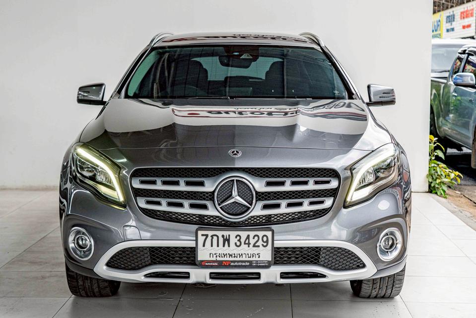 รหัสรถ NP3429 BENZ GLA200 URBAN 2018 6