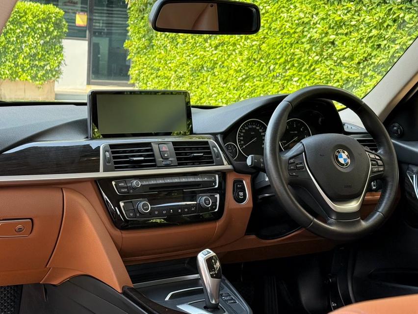 2019 BMW 320D F30 LCI รถออกศูนย์ BMW THAILAND รถวิ่งน้อย เข้าศูนย์ทุกระยะ รถไม่เคยมีอุบัติเหตุครับ รูปที่ 12