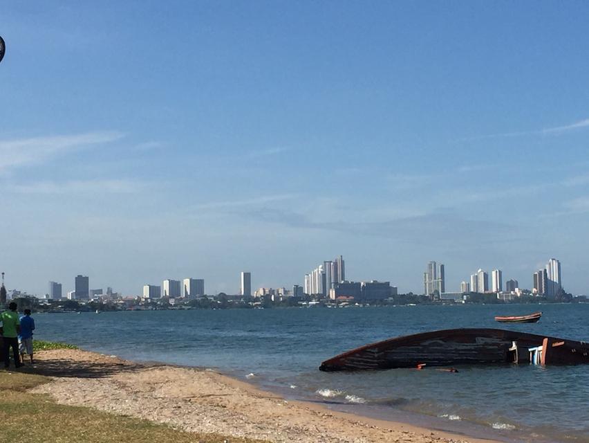 ที่ดินแปลงสวย  ริมชายหาดกระทิงลาย (บางละมุง) พัทยา   เนื้อที่  2-0-88 ไร่   5