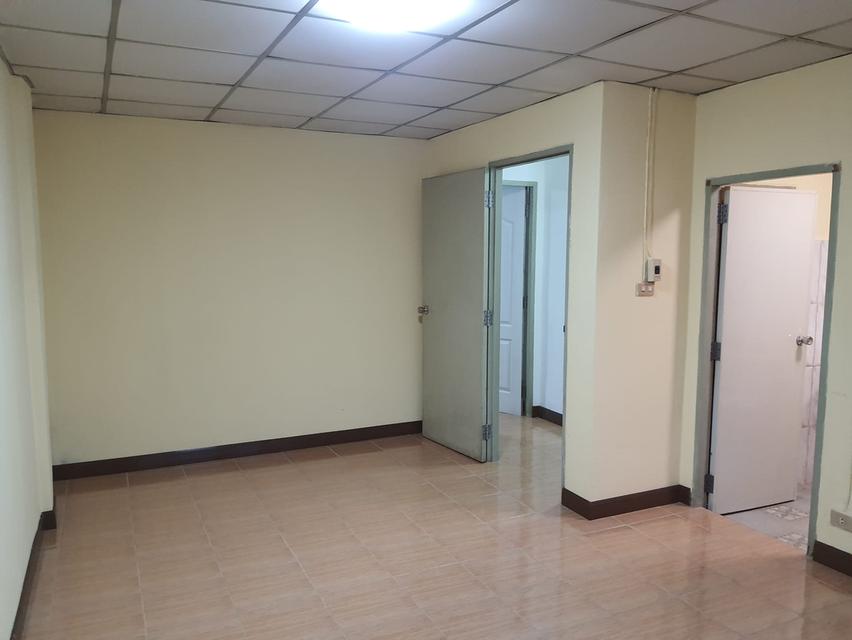 ให้เช่าทาวน์เฮ้าล์หมู่บ้านร่มรื่นวิลล์ 2 มี 2 ห้องนอน 2 ห้องน้ำ 8,000 บาท/เดือน 7