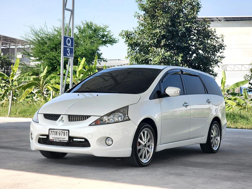 Mitsubishi ​Spacewagon 2.4GLS  A/T ปี 2010 ไมล์ 190,000 กม.