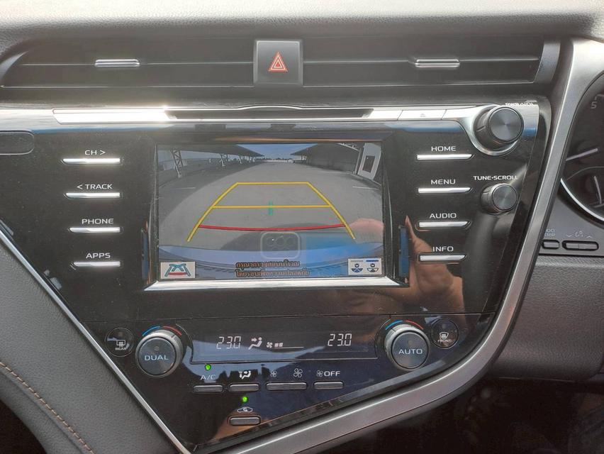 Toyota Camry 2.0 g ปี 2019 รถสภาพสวยมือเดียวจากป้ายแดง 14