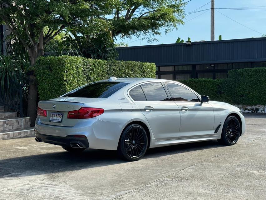 2020 BMW 530e SPORTLINE รถมือเดียว วิ่งน้อยเพียง 8X,XXX กม เข้าศูนย์ทุกระยะ รถไม่เคยมีอุบัติเหตุครับ 3