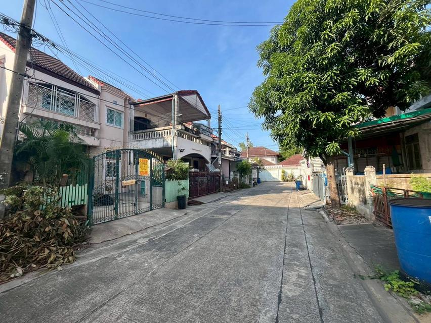 ขายบ้าน 2 ชั้น หมู่บ้านกรีนพาร์ค ซอยสรณคมน์ 9 ดอนเมือง 2