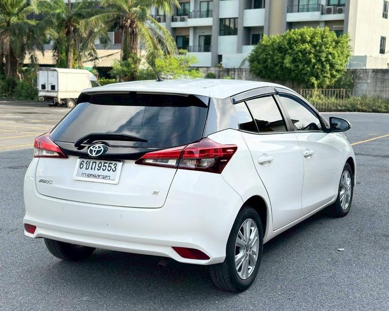 รหัสรถ QT9553 TOYOTA YARIS ECO 1.2 E Hatchback สีขาว ปี2019 7