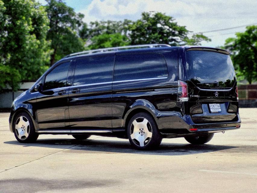 Benz V 300d Exclusive ปี 2025 ไมล์ 7,1xx km. 6