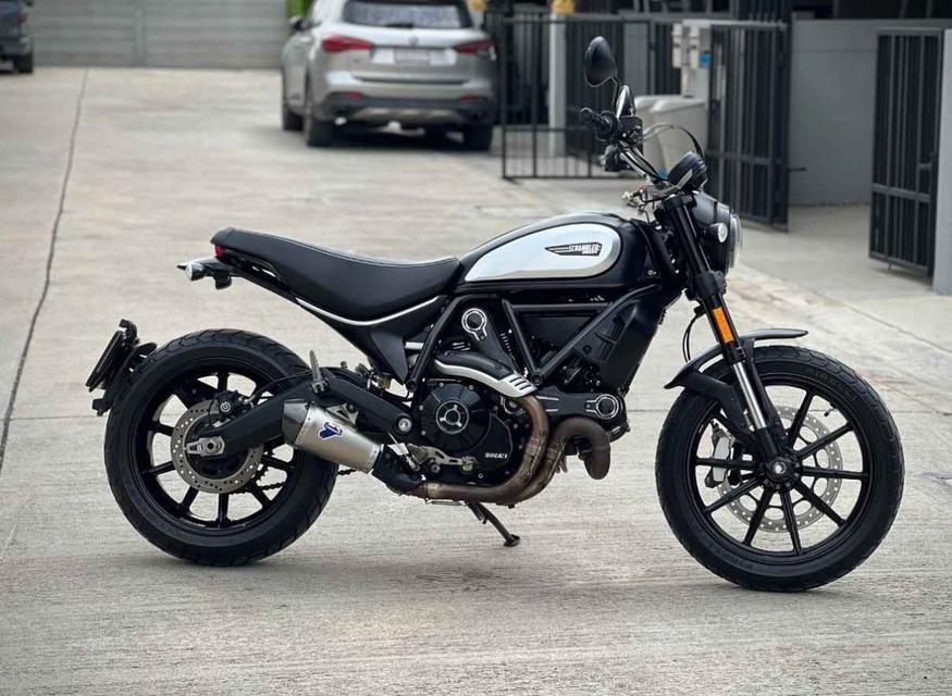 ส่งต่อรถมือ 2 Ducati Scrambler 800 ปี 2020 4