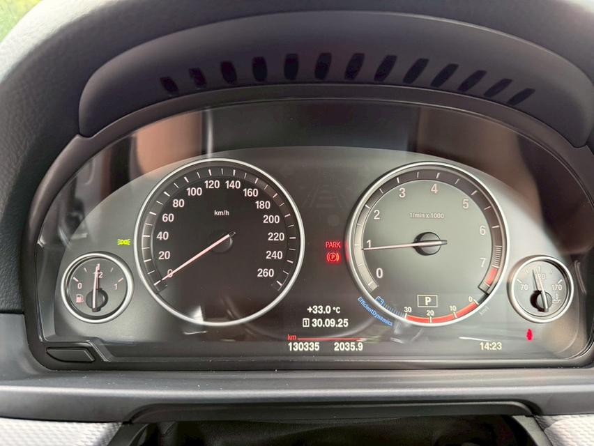 BMW 528i M Sport LCi ปี 15 สีดำ สวยสุดในรุ่น ใช้น้อย 8