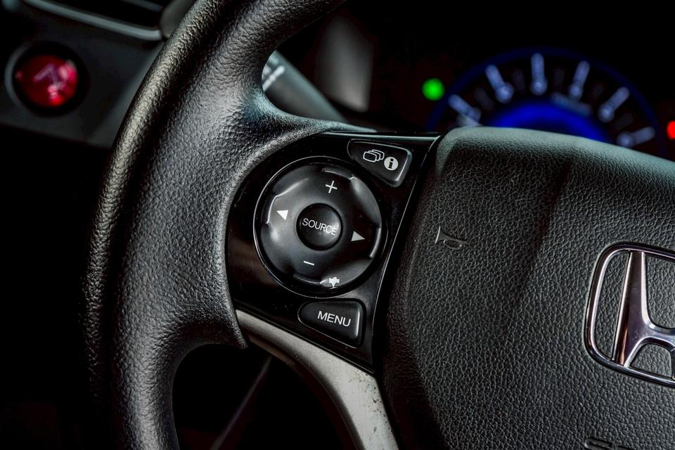 Honda CIVIC FB 1.8 S AT 2015ไมล์ 151,xxx km. !!! ราคา 249,000 บาท รูปที่ 19