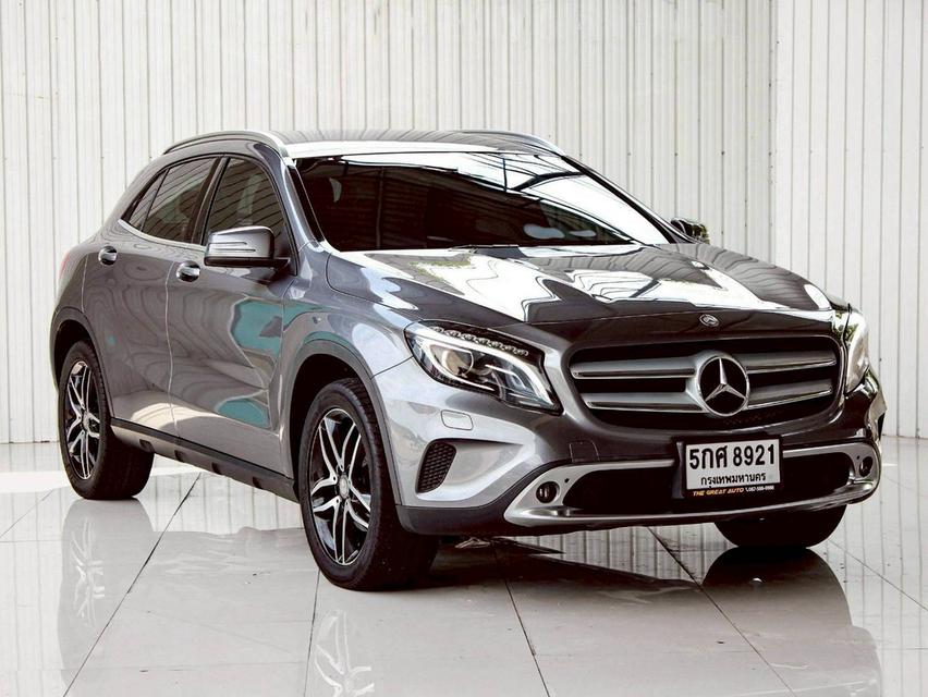 Benz Gla200 ปี17