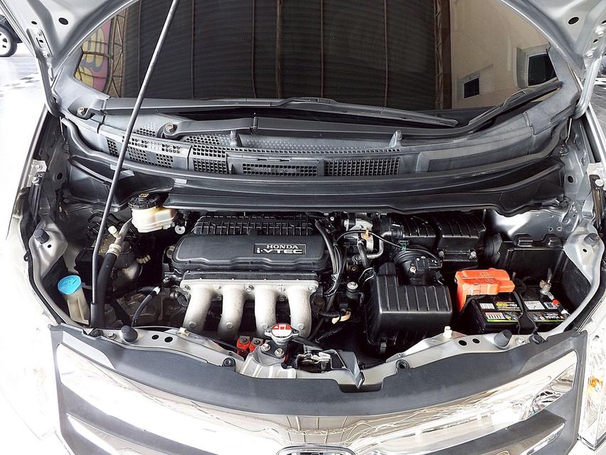 รหัสรถ KCY9937 HONDA FREED 1.5EL AUTO ปี 2013 เบนซิน+LPG สีเทา  15