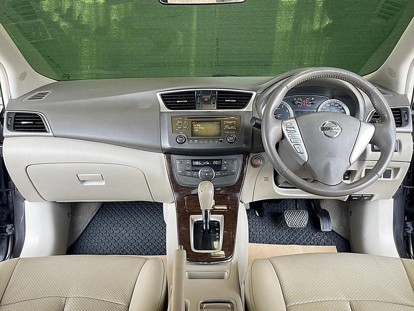 Nissan Sylphy 1.8 V ปี 2012 เกียร์อัตโนมัติ (**รหัส9078**) 5