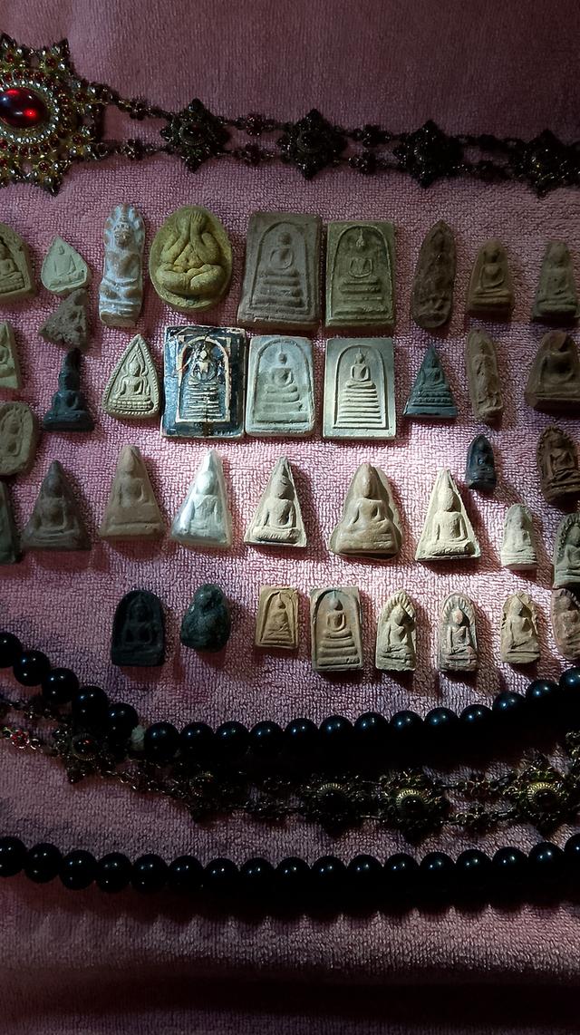 สะสมแลกเปรียญบูชาเพื่อศึกษาต่อยอดองค์ความรู้และประสบการณ์ในงานด้านพุทธศิลปะ 9