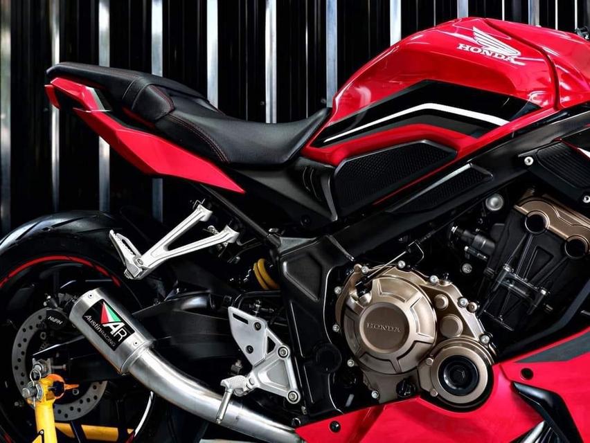 ขายรถซิ่ง Honda CBR650R ABS ปี 2022 ราคาดีมาก 2