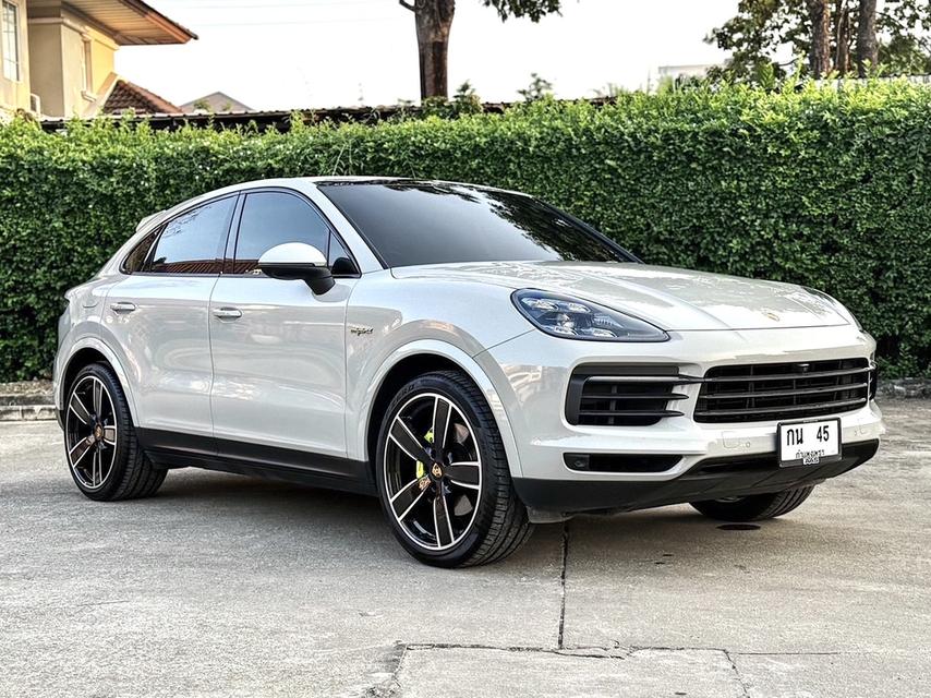 Porsche Cayenne S E-Hybrid Coupe ปี 2021 3