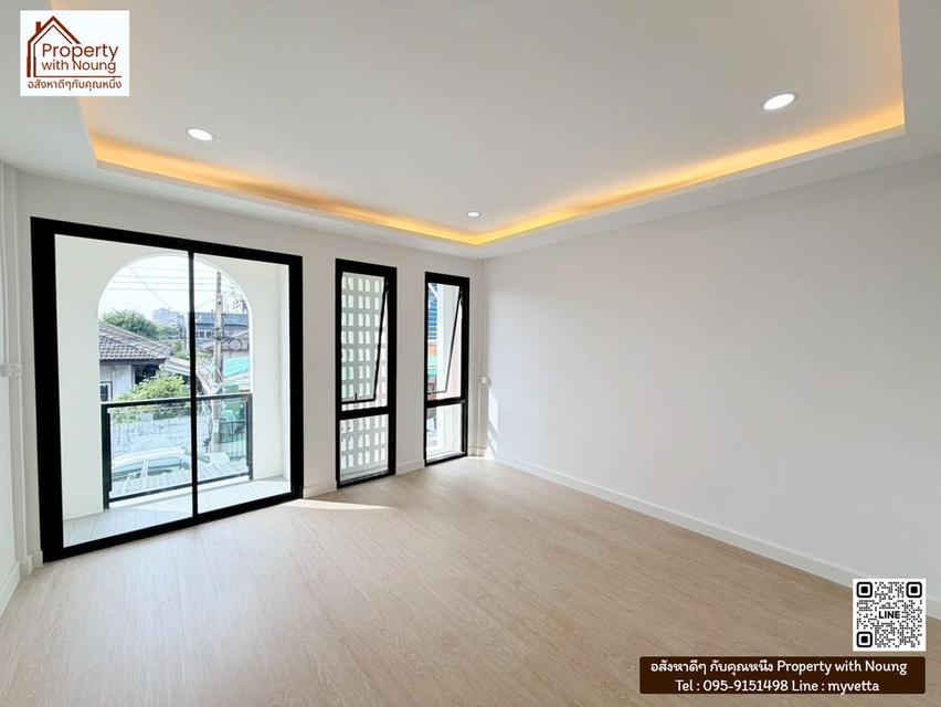 ทาวน์เฮาส์ลาดปลาเค้า 2 ชั้น แถมฟรี แอร์ 2 เครื่อง ซอยเสนานิคม1 ถนนเสนานิคม1 ซ.38 ลาดปลาเค้า รีโนเวทใหม่พร้อมอยู่ มีปั๊มน้ำ 17