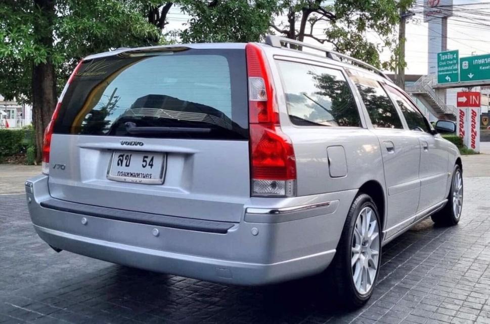 Volvo V70 2.0T สีเทา ปี 2006 5