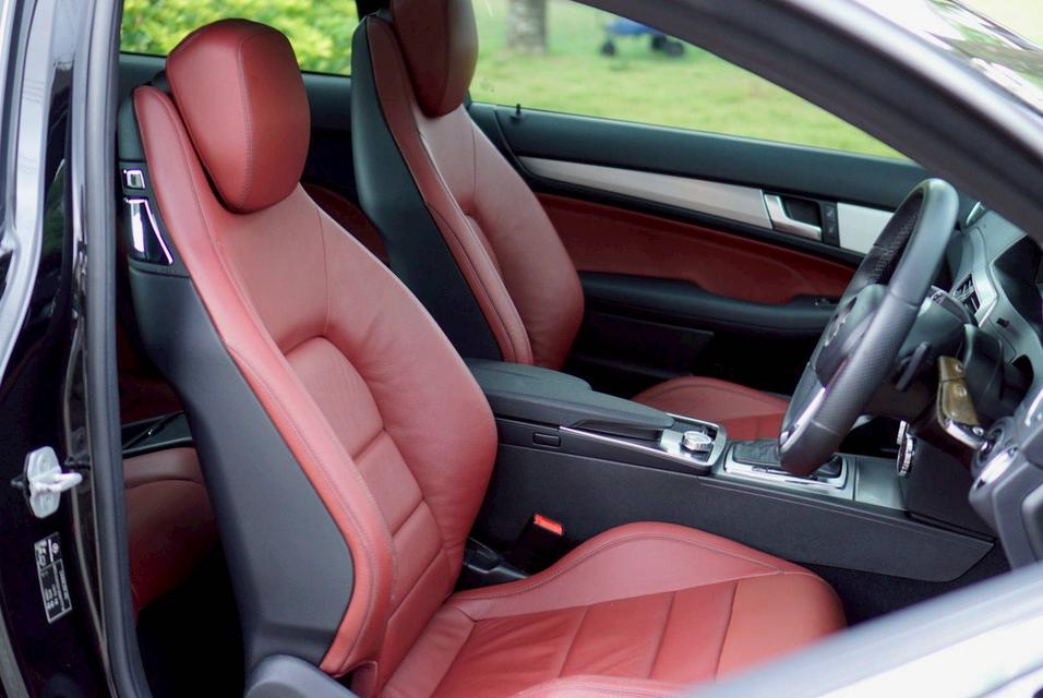 Benz C180 COUPE AMG Sport 2013 สีดำ รูปที่ 11