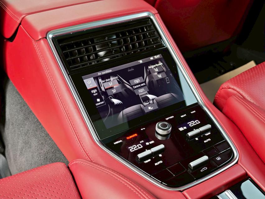 Porsche Panamera 4E-Hybird Platinum Edition ปี 2021  10