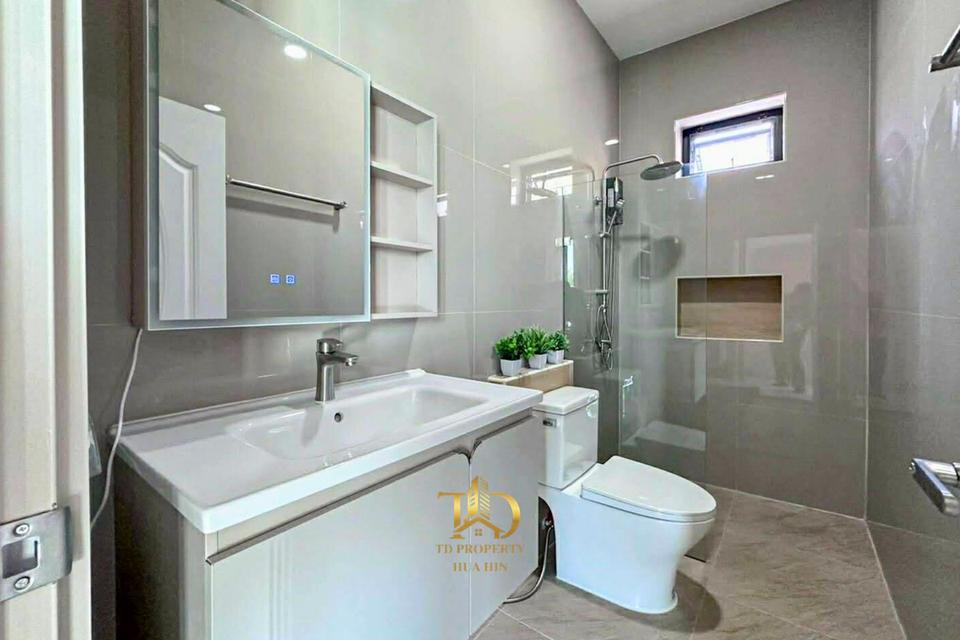 3 Bedrooms 3 Bathrooms. Soi 102 Hua Hin. 18